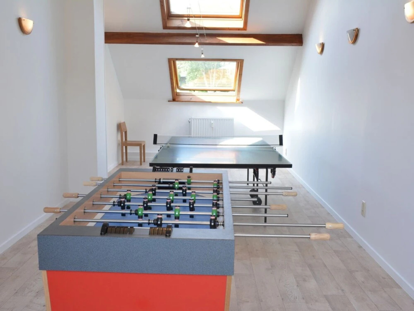 Family Retreat, Forested Anhee