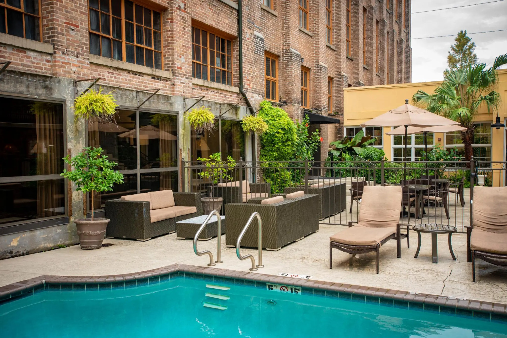 Hampton Inn & Suites New Orleans Convention Center