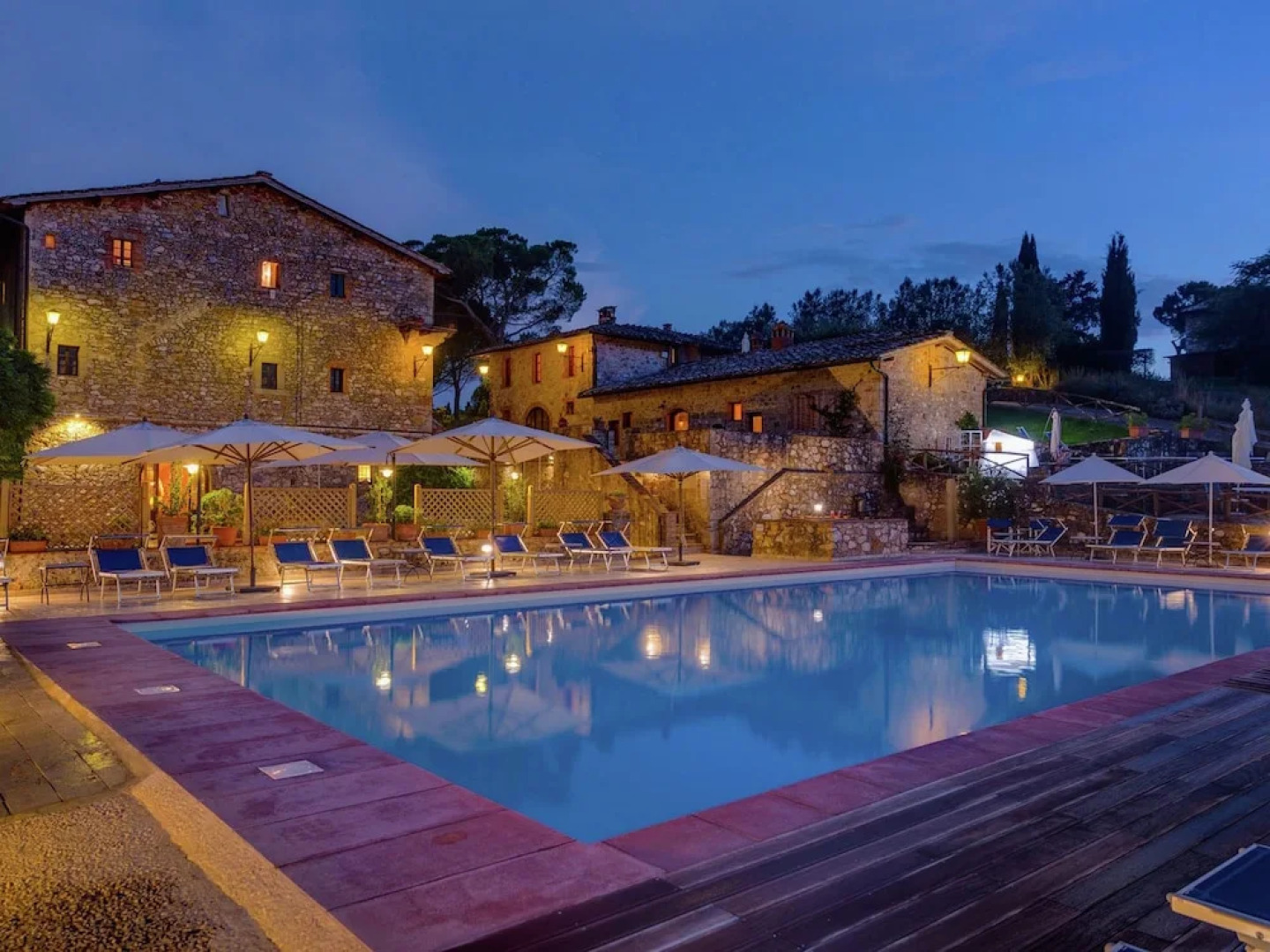 Spacious Apartment on an Estate From the 14th Century, Centrally Located in Tuscany