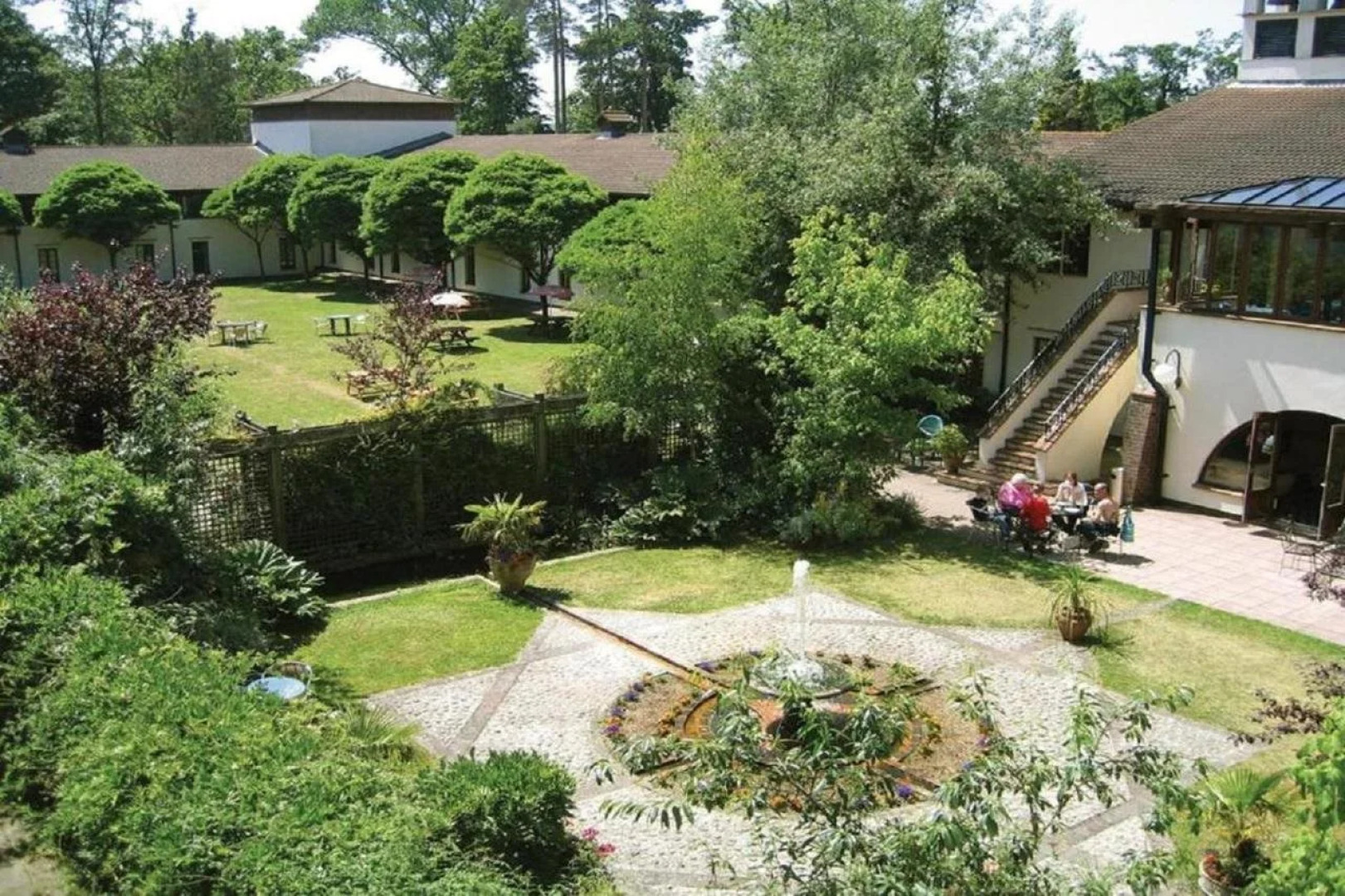 Europa Gatwick Hotel & Spa