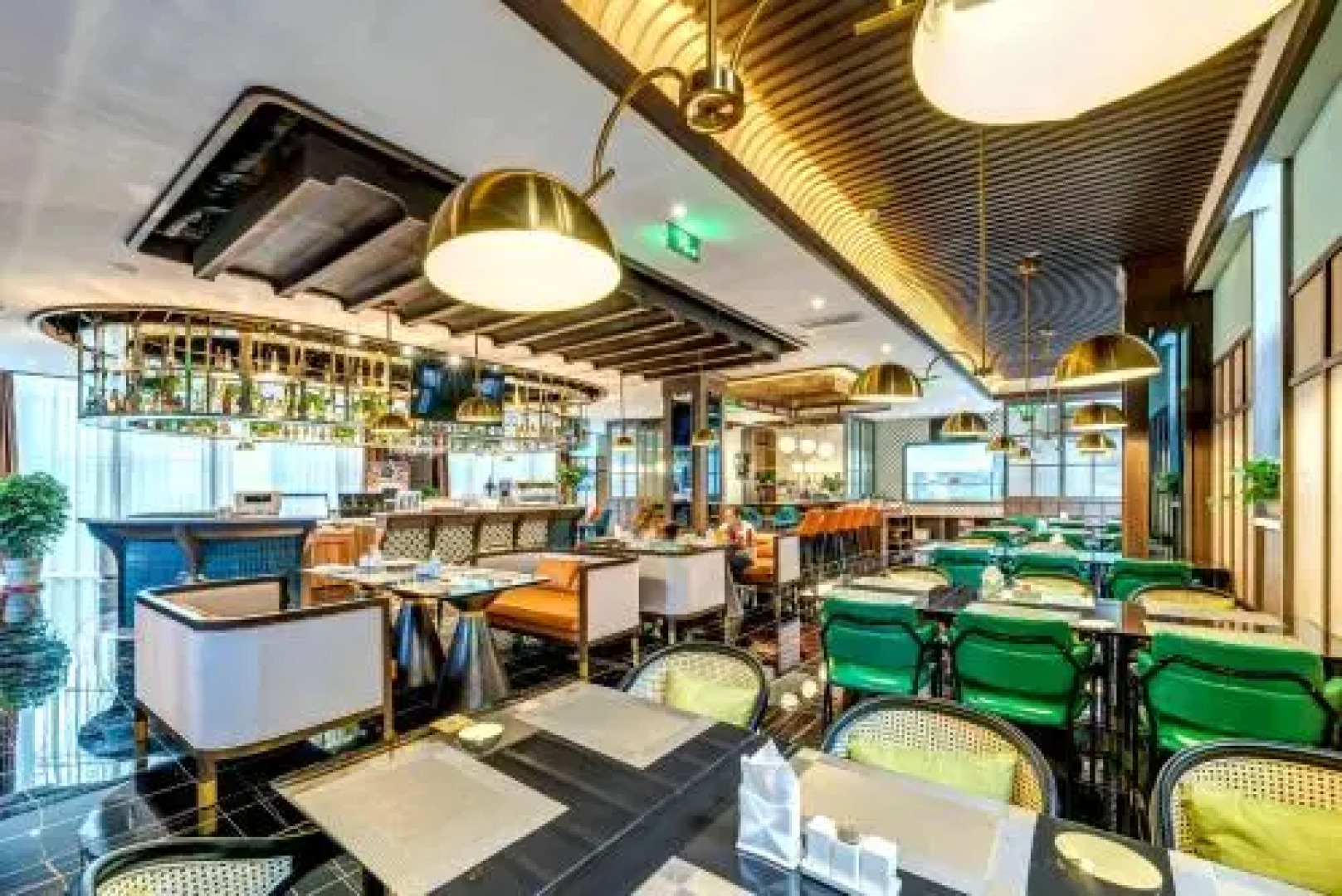 Happy Dragon City Culture Hotel(Tianjin Gulou & Dayuecheng)