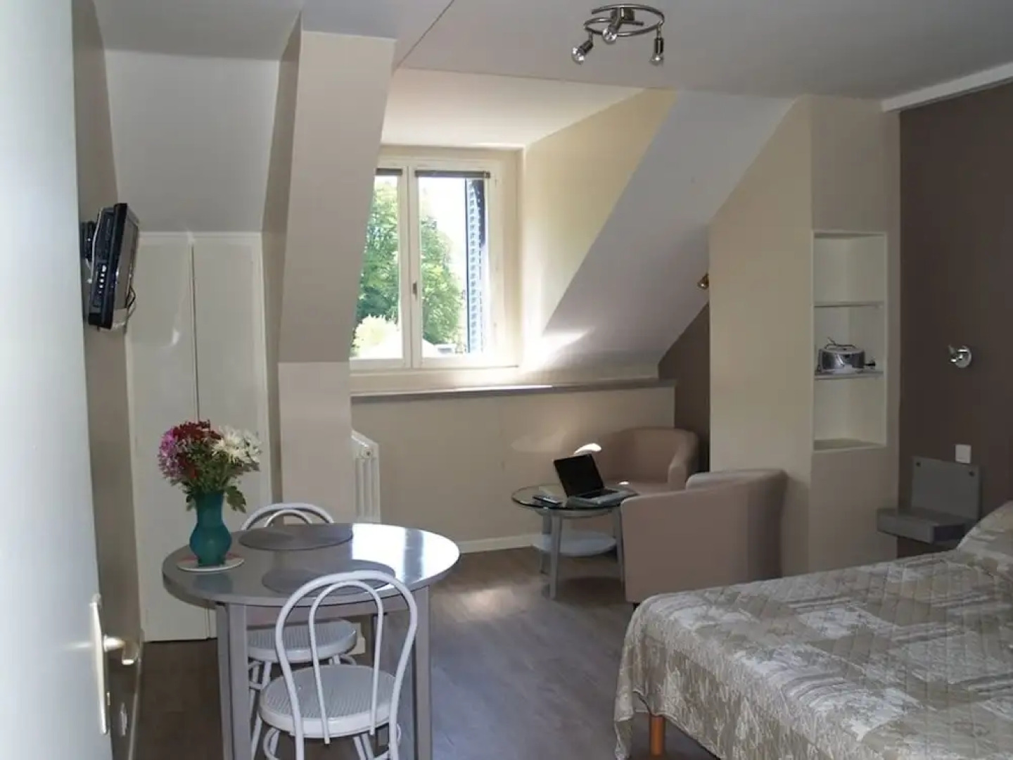 Sarl Aux Studios Du Parc