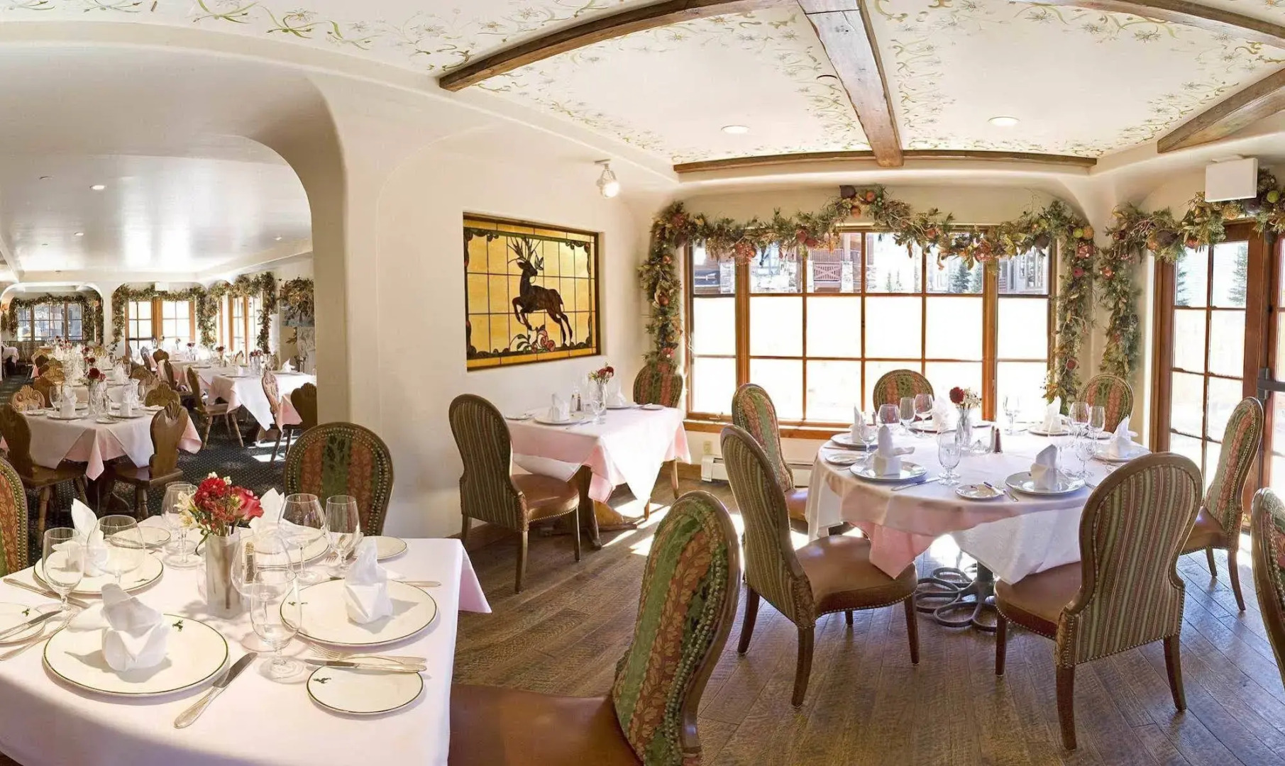 Goldener Hirsch, Auberge Collection