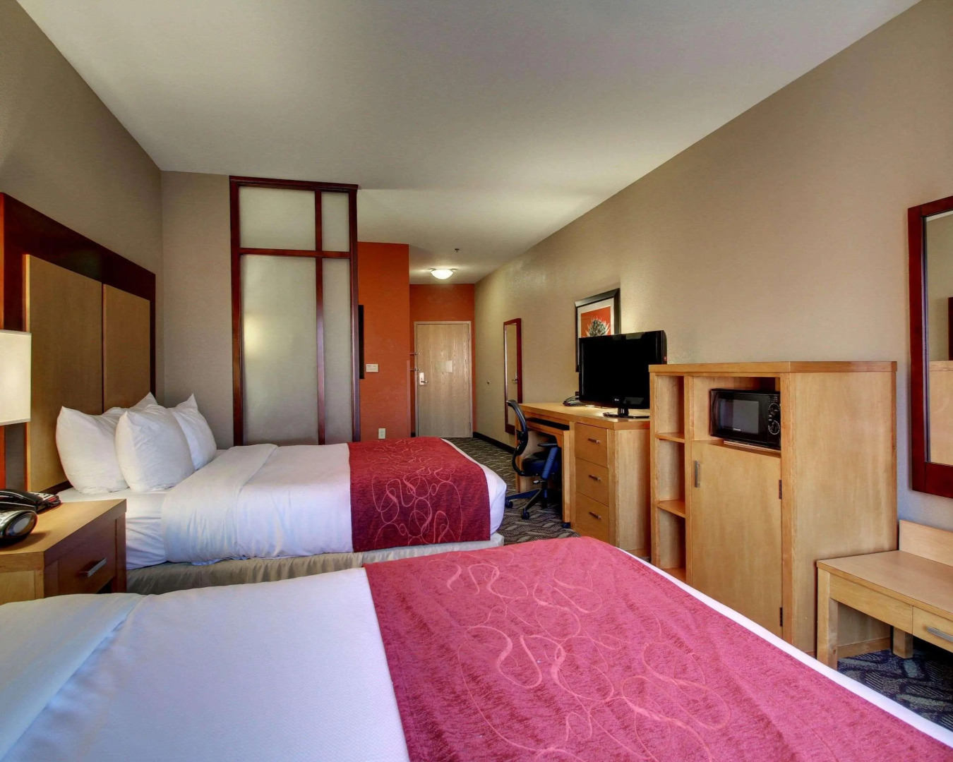 Comfort Suites Airport