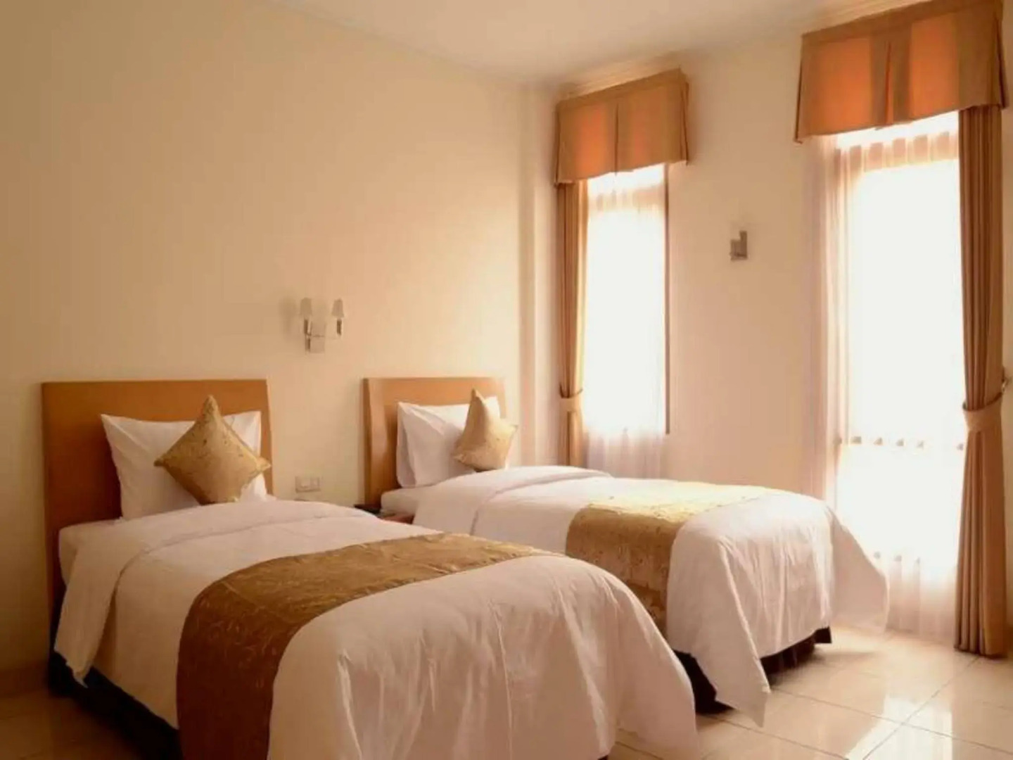 Ahadiat Hotel & Bungalow