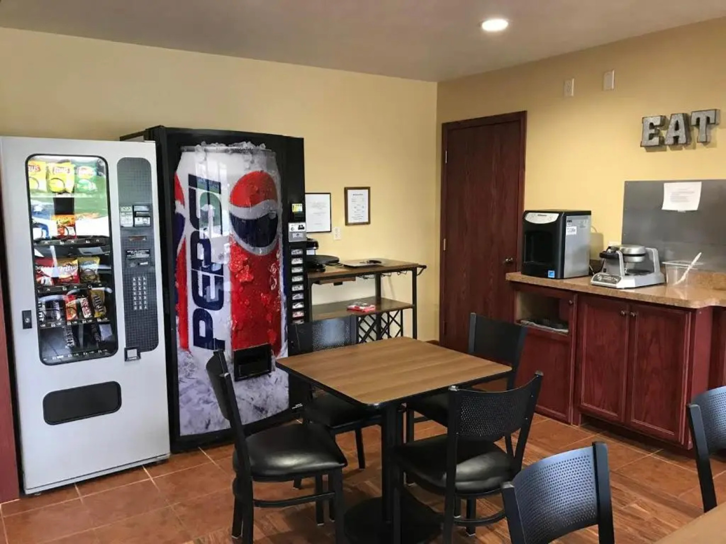 Heartland Hotel and Suites