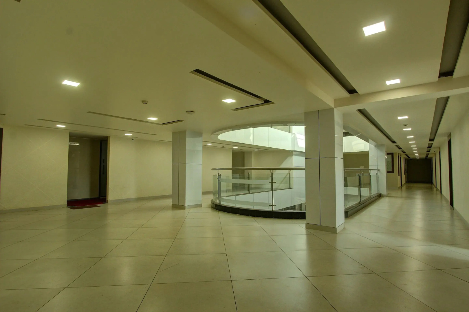 OYO 26698 Hotel Shringar Palace