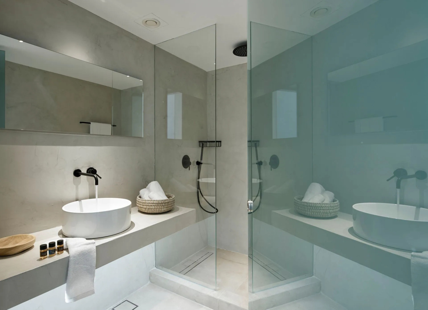 Arco Solium Suites Milos