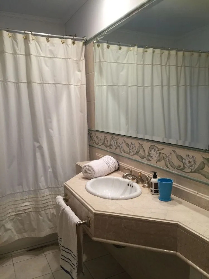 Casa de Huespedes El Trebol Bed & Breakfast