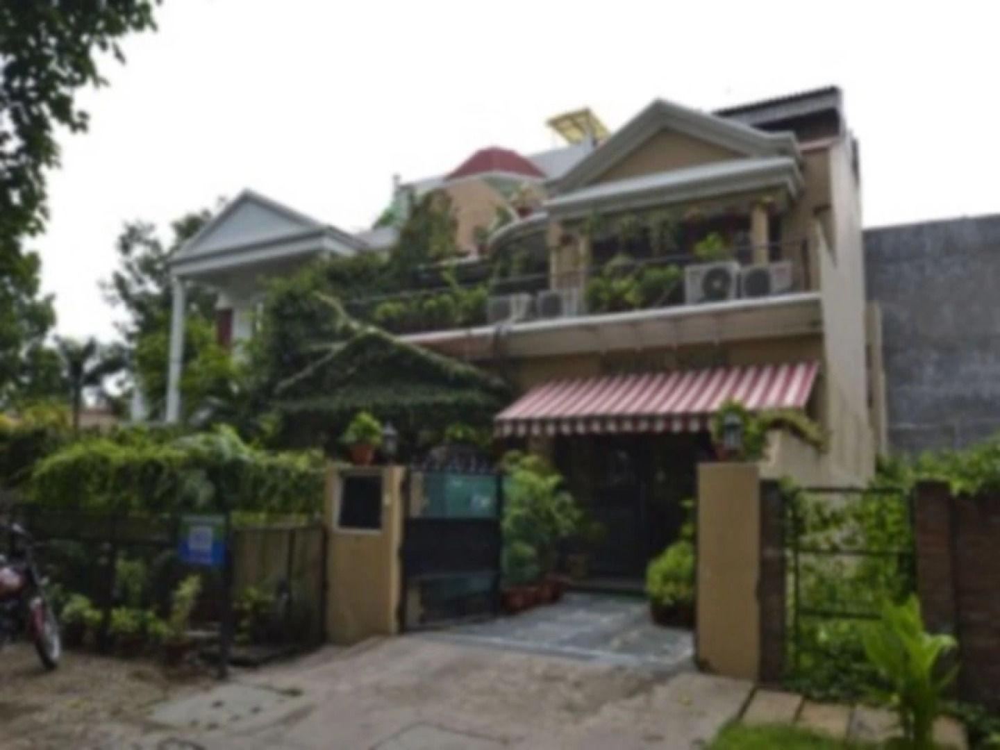 Hotel Imperial House