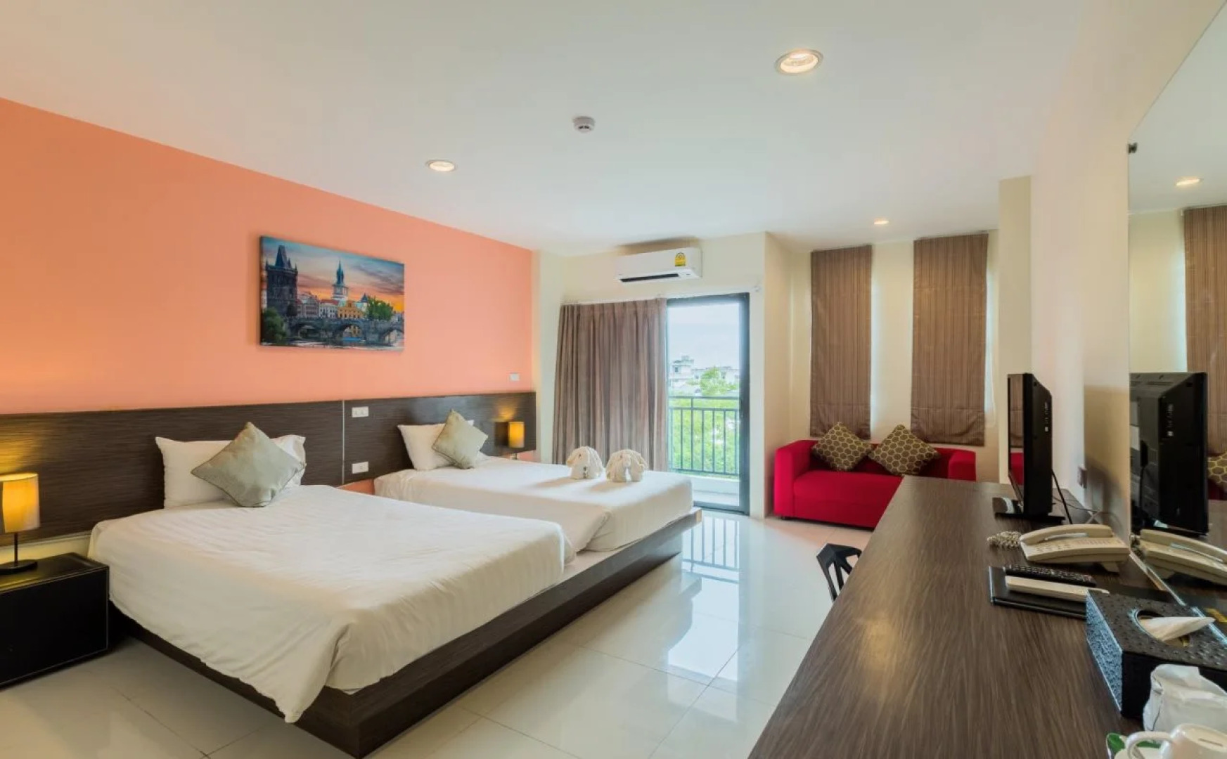 The Rich Hotel Ubonrachatani