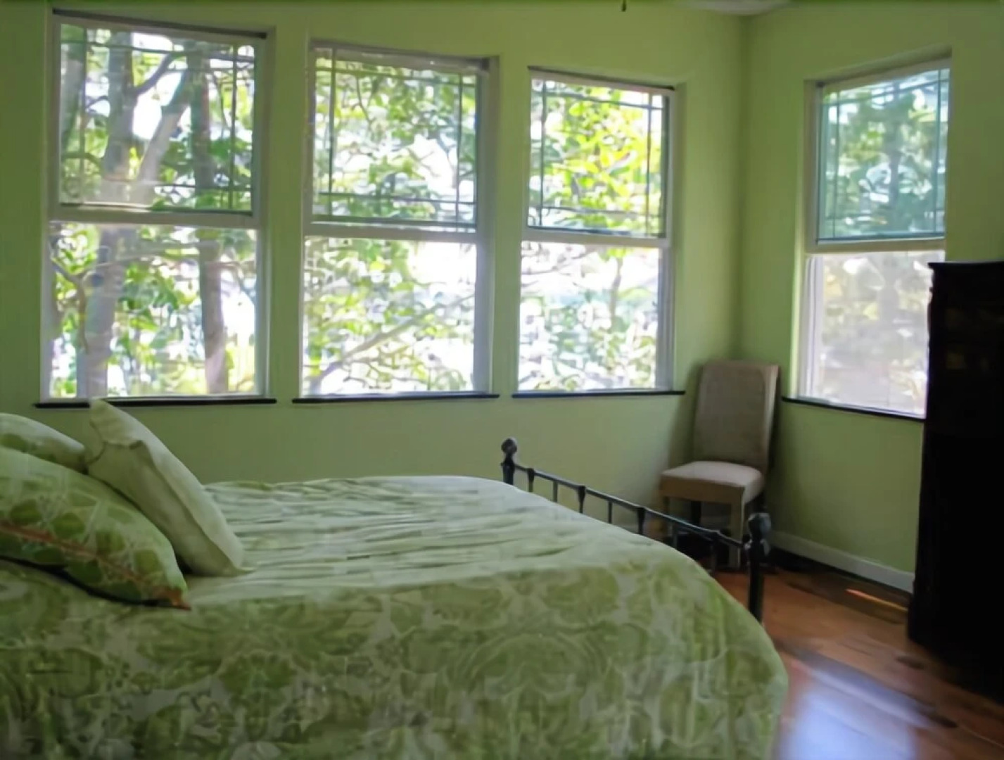 Edgewater Estate - Five Bedroom Home