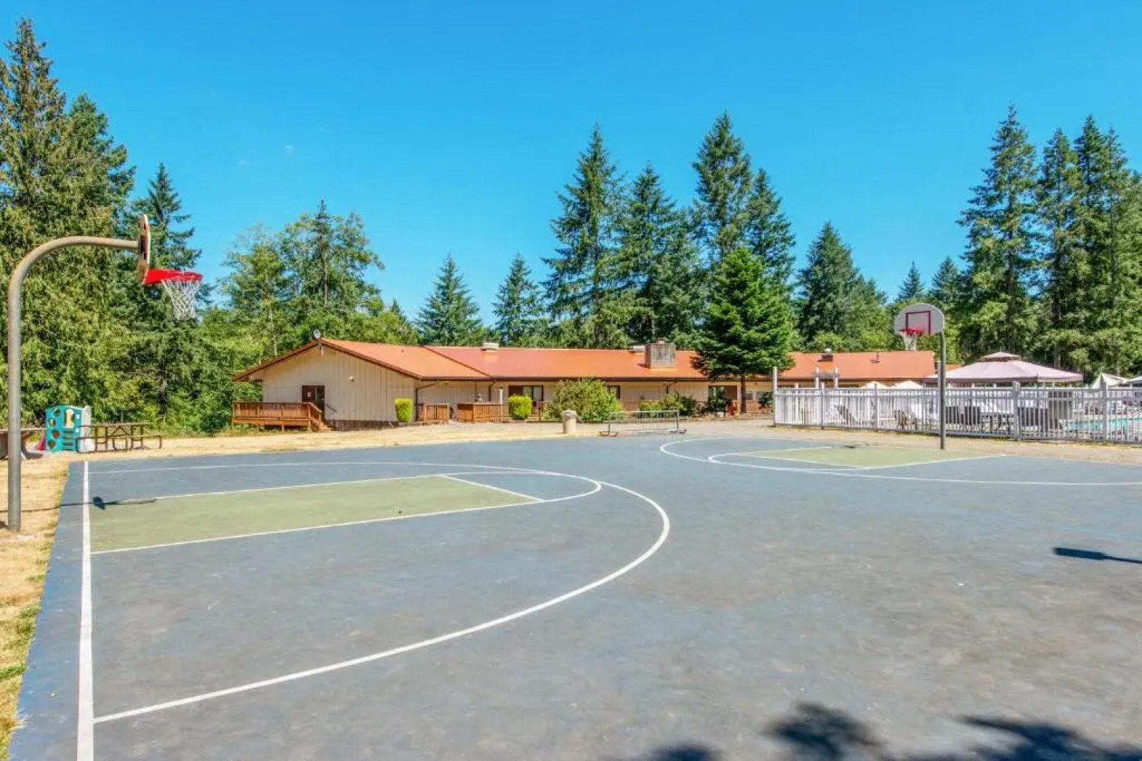 Chehalis Camping Resort Cottage 1