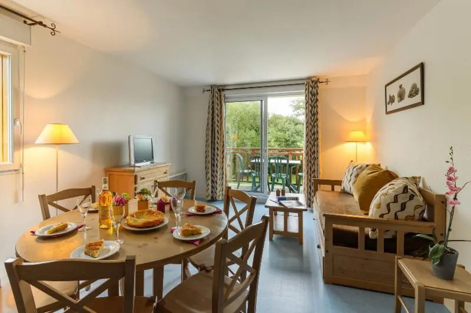 Lagrange Vacances Les Roches Douvres