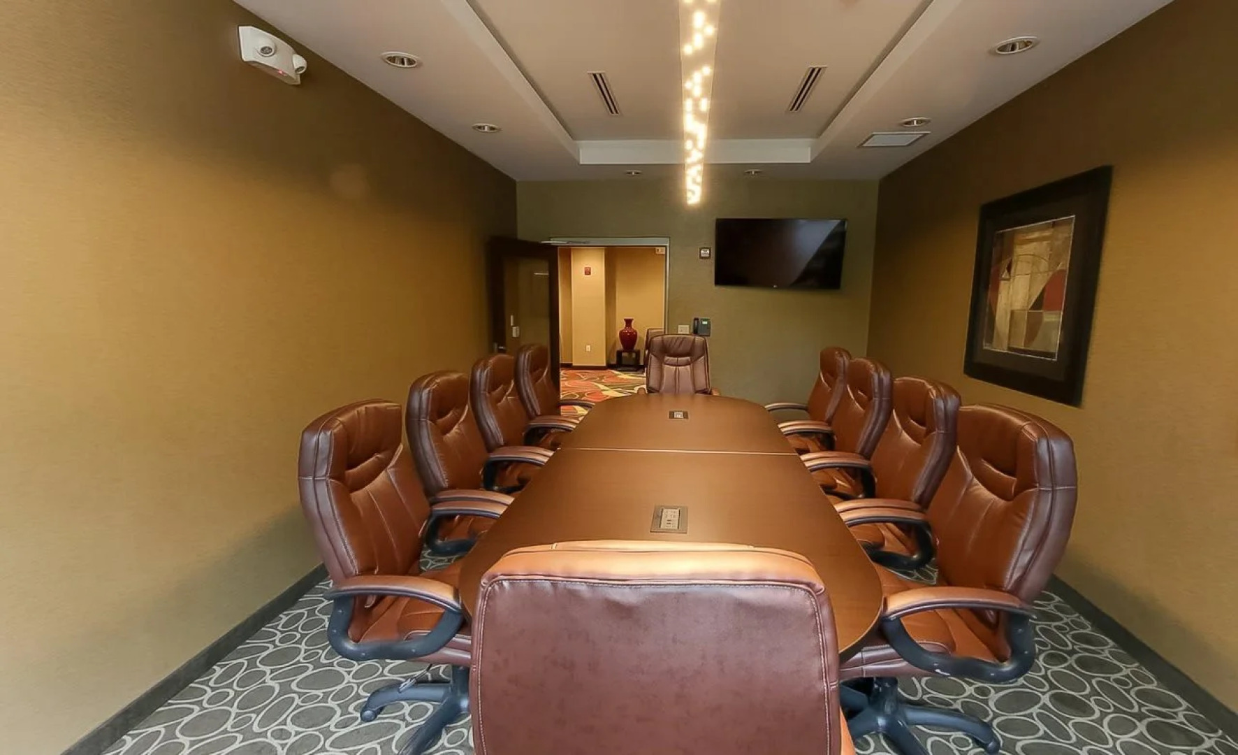 Holiday Inn Express & Suites Plymouth - Ann Arbor Area by IHG