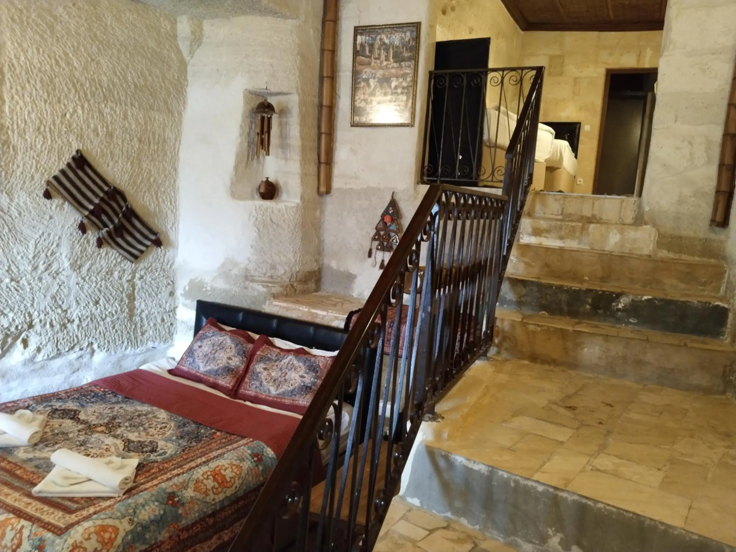 Avlu Cave House
