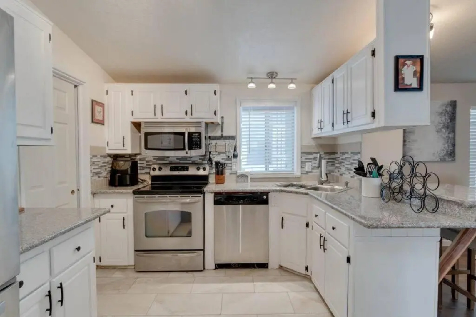 Amazing 3 Bed, 2 Bath Cabin b/t Flagstaff & Sedona