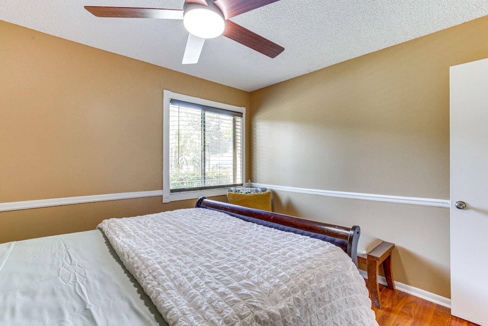 Near Beaches: Pet-friendly Sunrise Escape w/ Patio