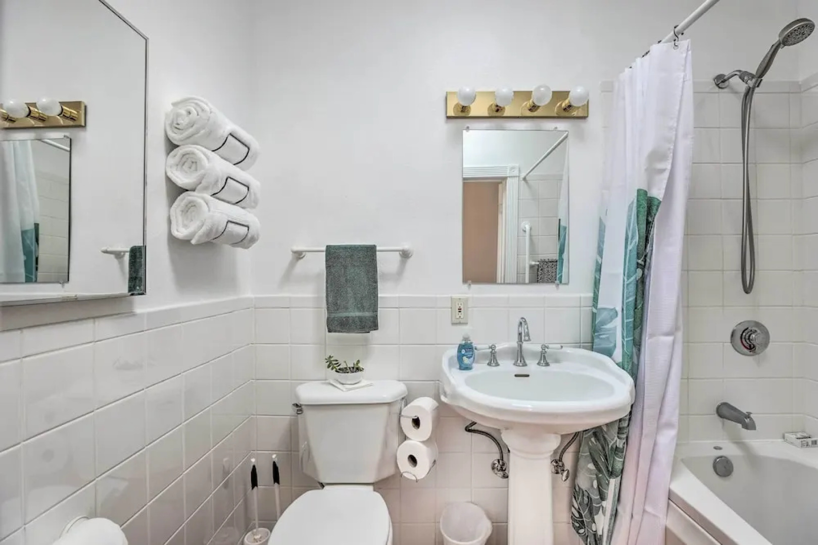 Cozy & Relaxing Eloy Apartment w/ Pool Access