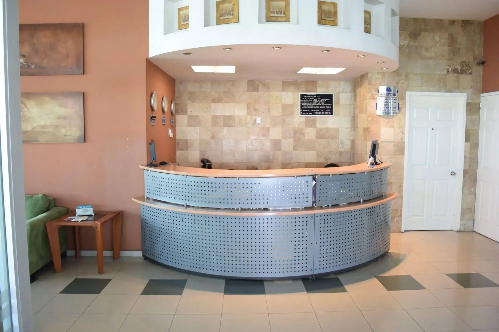 Enterprise Inn Poliforum