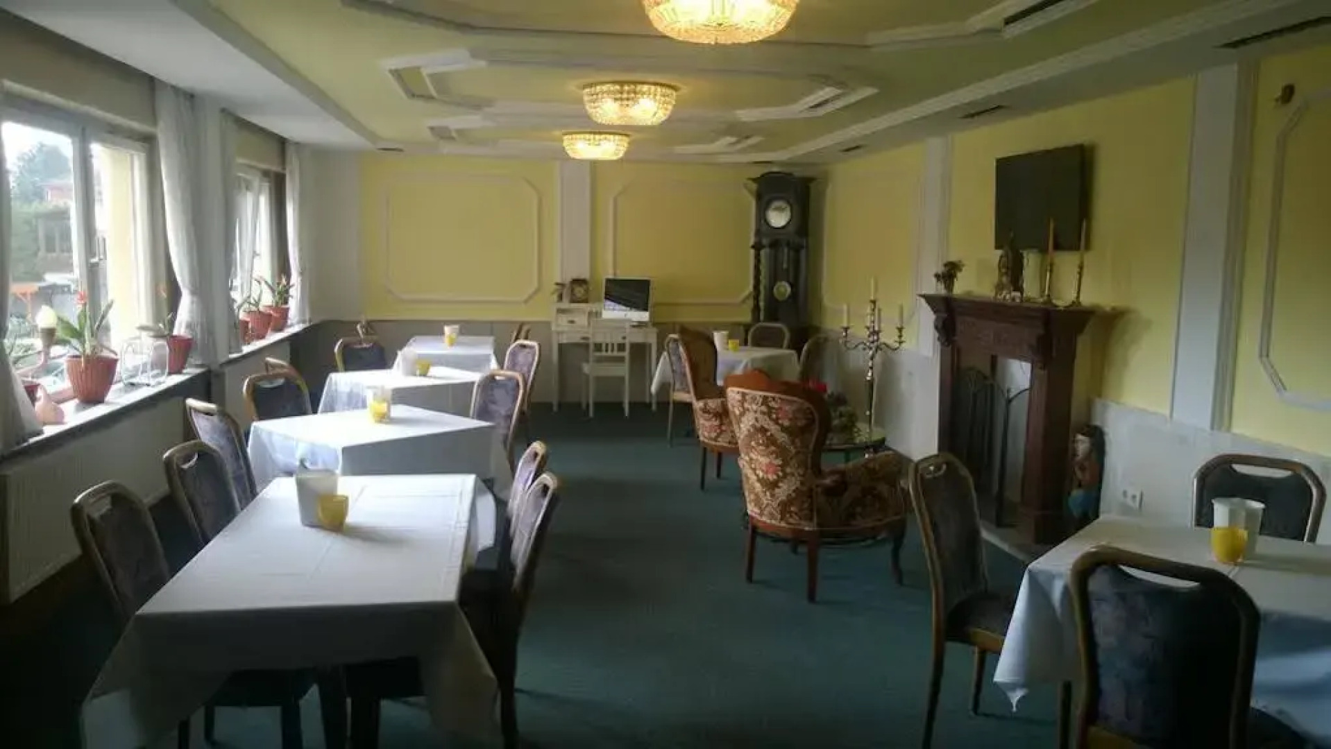 Отель Stadthotel Rheinbach Haus Streng