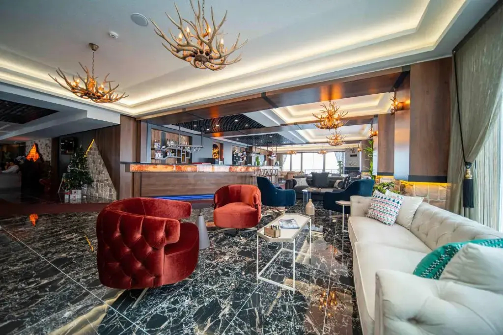 Peony Palace Hotel