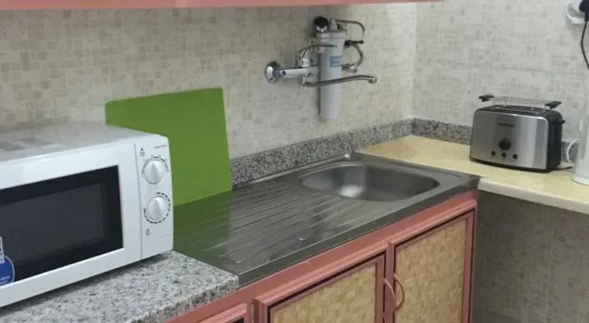 The Gulf Hotel Flats Est