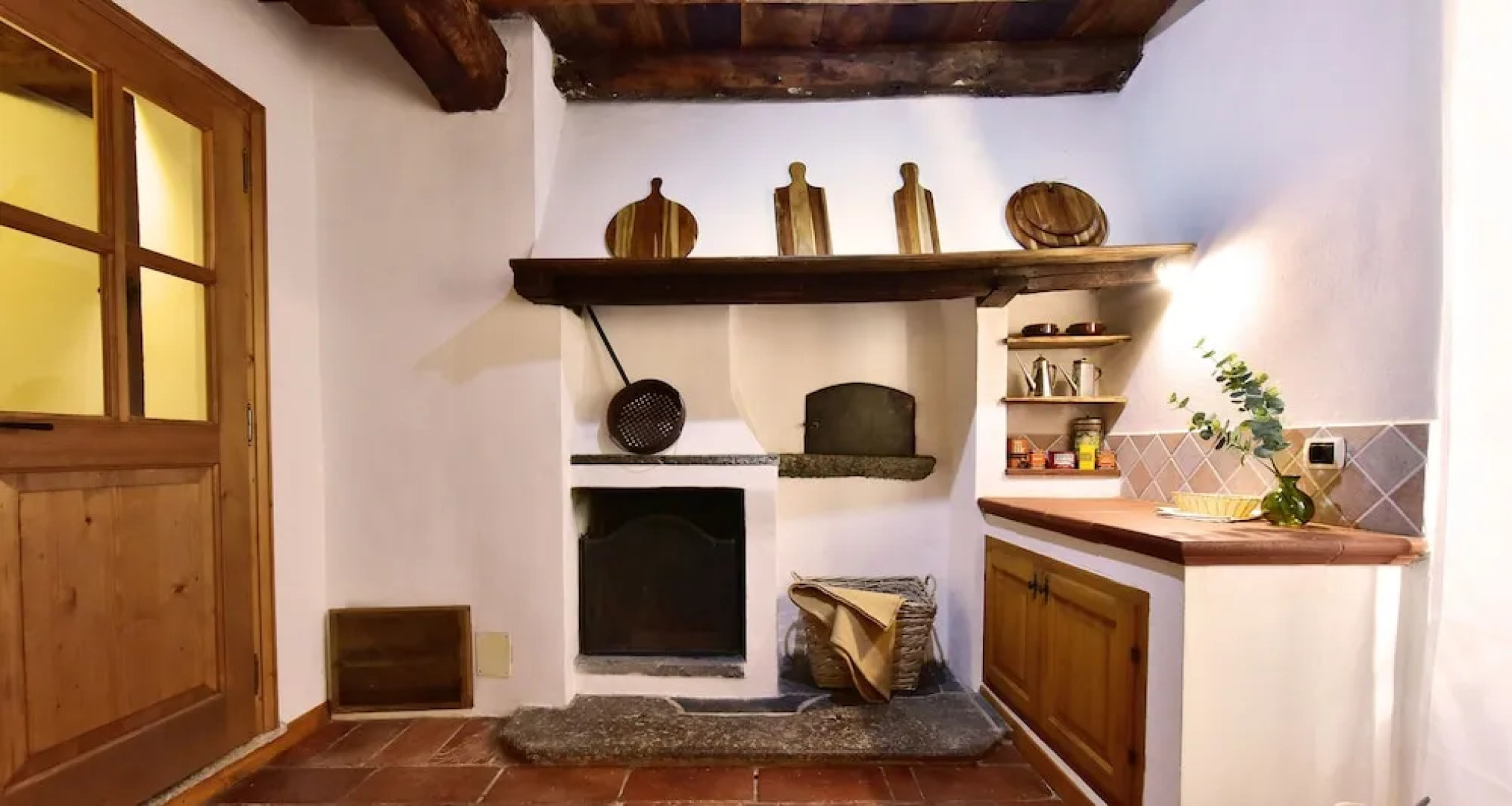 JOIVY Antica Regina del Lago di Como