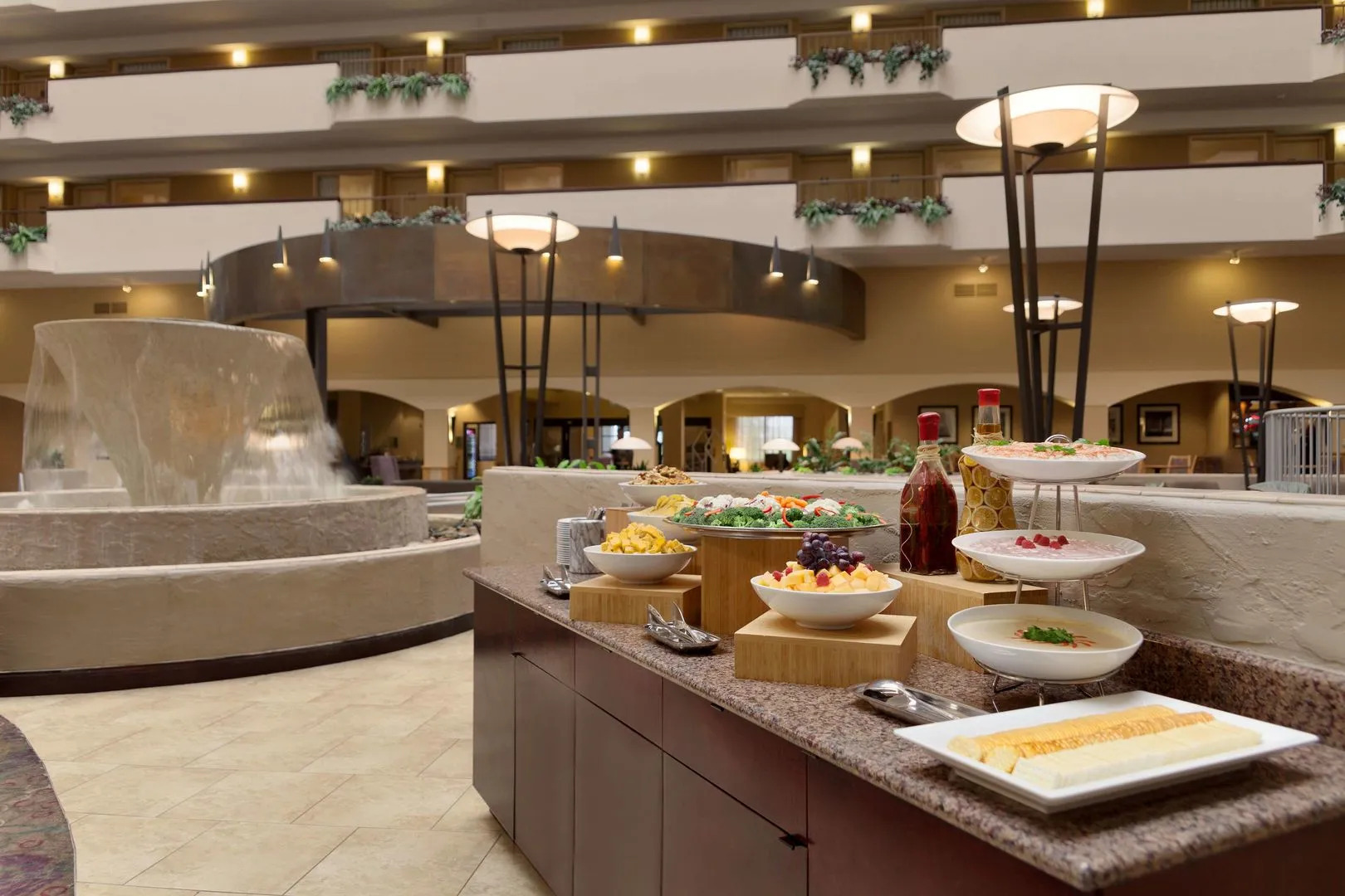 Embassy Suites by Hilton Kansas City International Airport