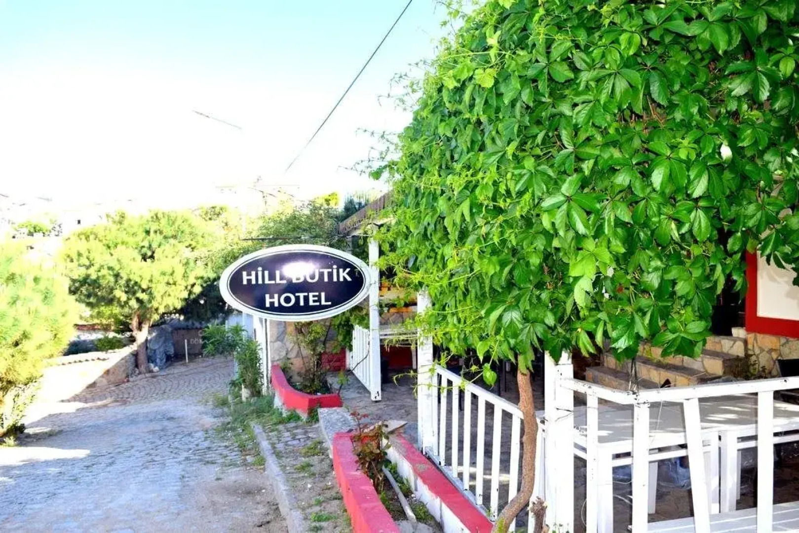 Hill Boutique Hotel