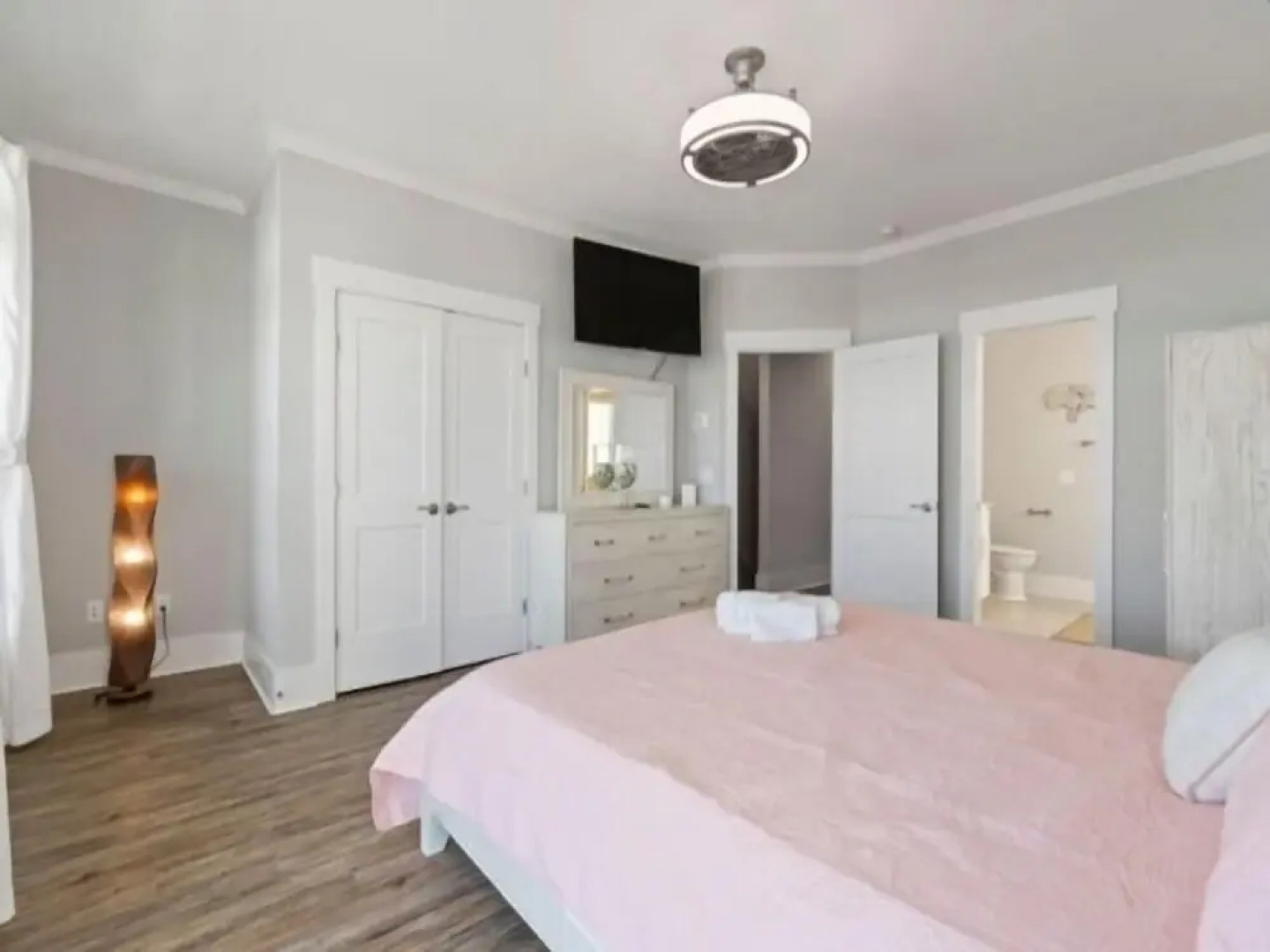 Pelican Watch - Steps Away From A Beautiful Beach In A Prime Location 5 Bedroom Home by RedAwning