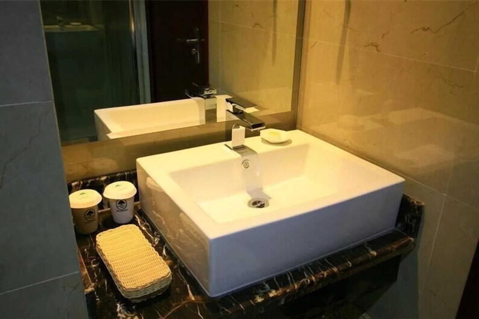 GreenTree Inn Shaoxing Keqiao Xingyue Road Zhongqing Building Hotel