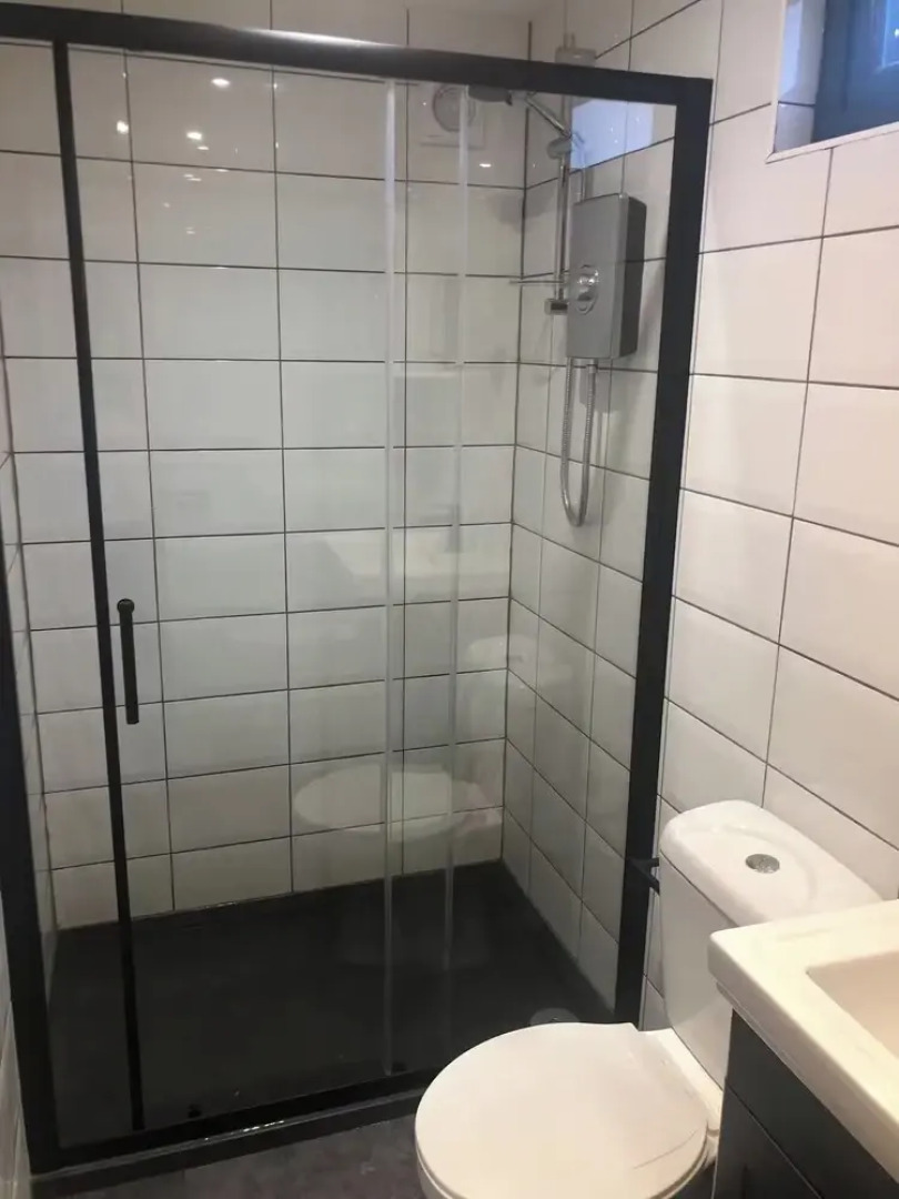 2 Guests - Garden Retreat With Balcony Views