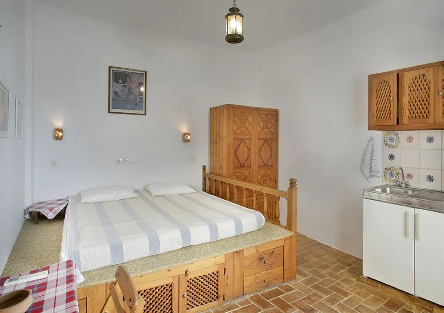 Melenos Apartments & Studios