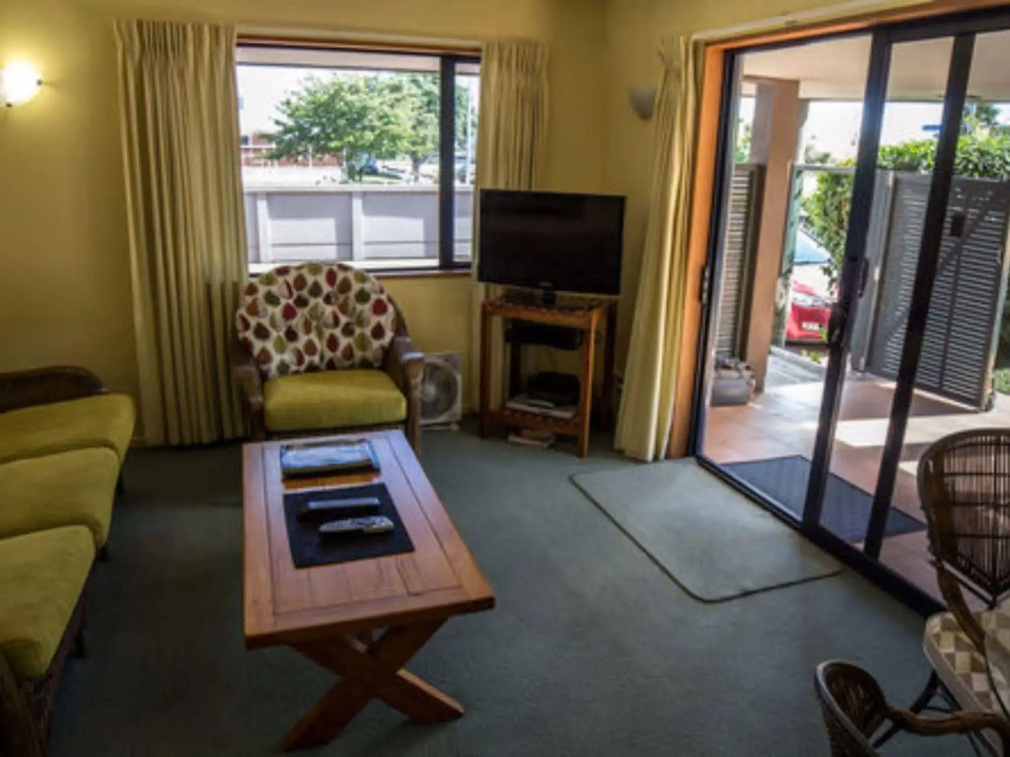 Boatshed Motel Apartments