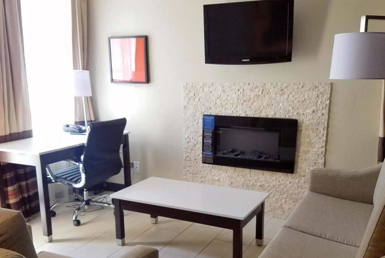 Hawthorn Suites by Wyndham Indianapolis North