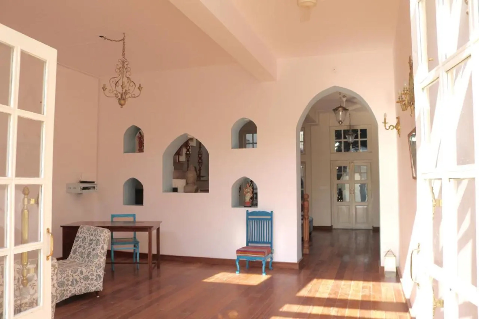 Mango Tree Courtyard Dehradun