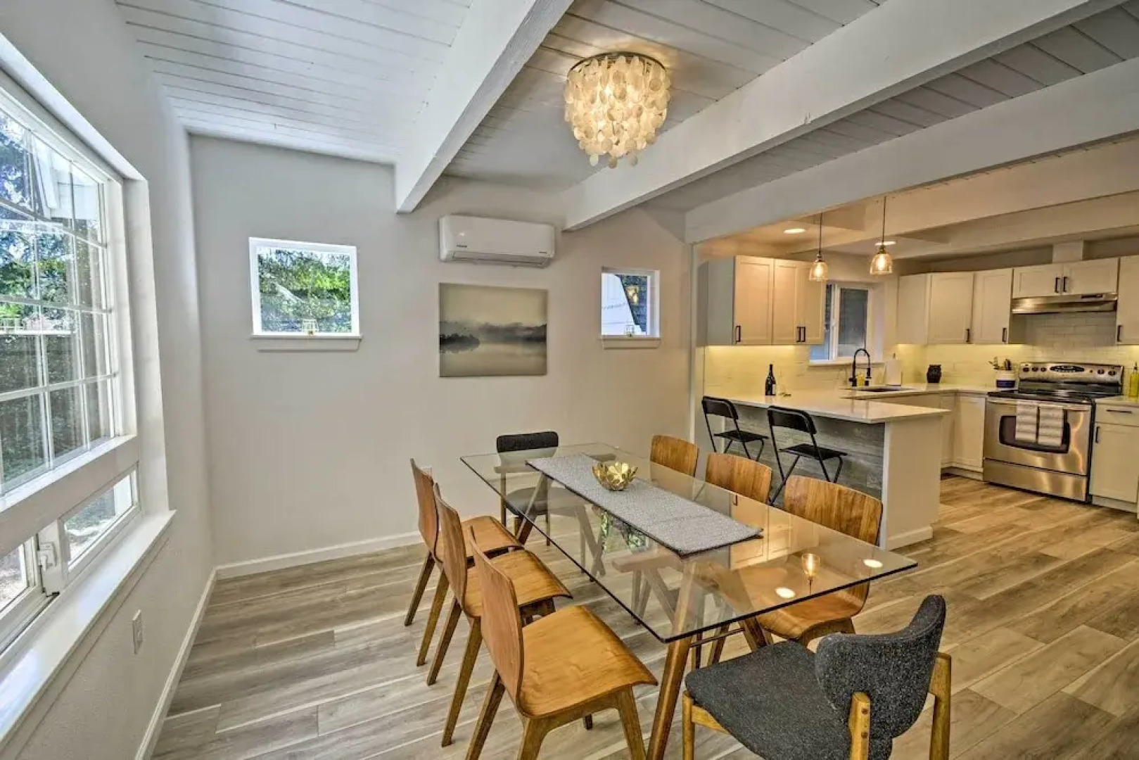 Quaint Lake Cushman Cottage w/ Private Access!