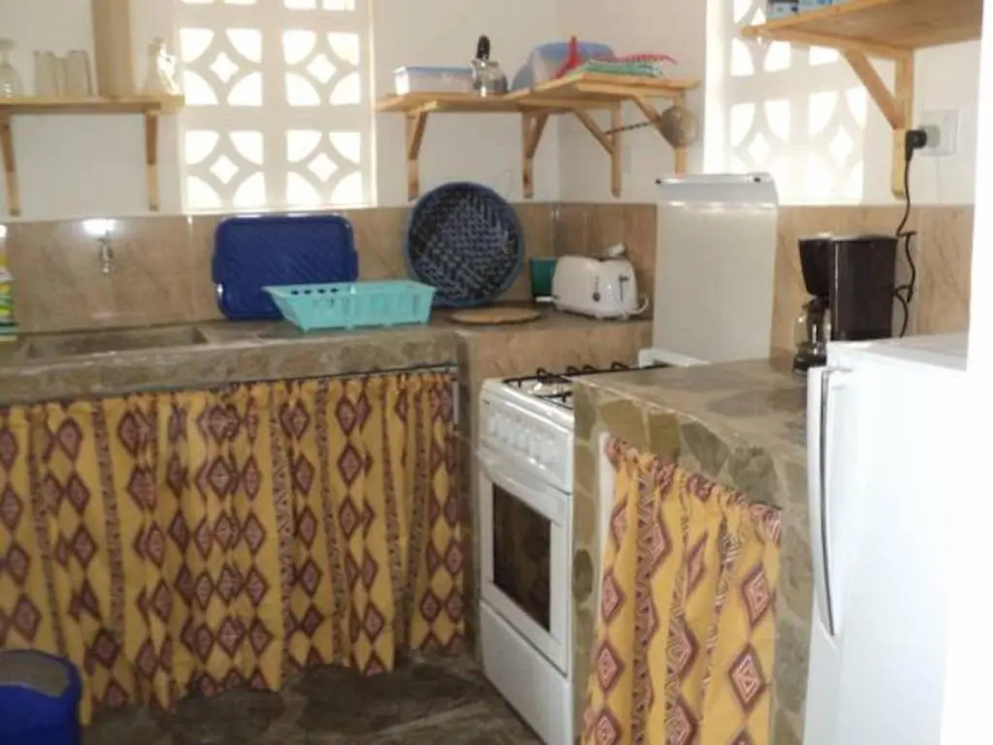 Coast Sun Gardens Cottage