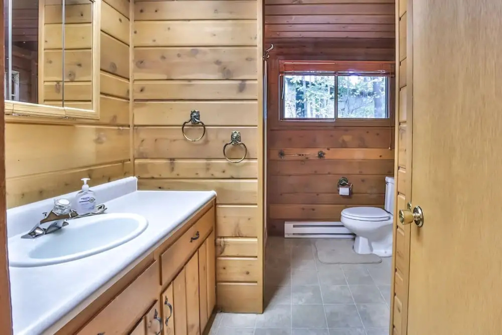 Pinewood #8512 - 3 Br Home