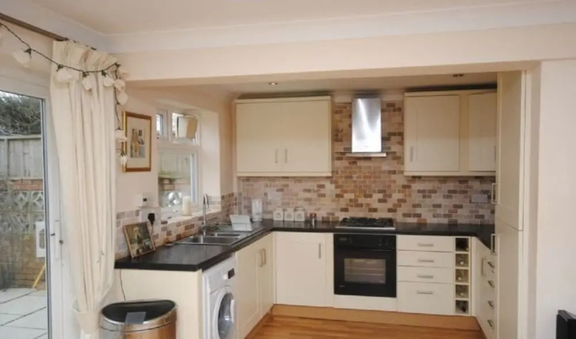 Annies Cottage, Emsworth 400255