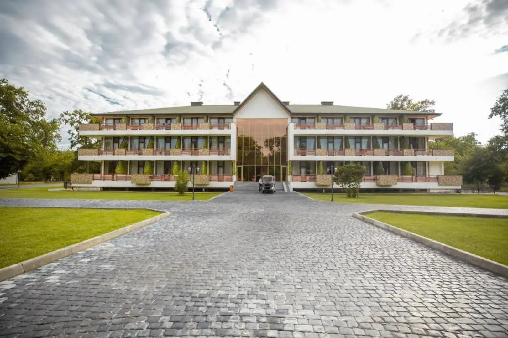 River inn Resort & SPA Nabran