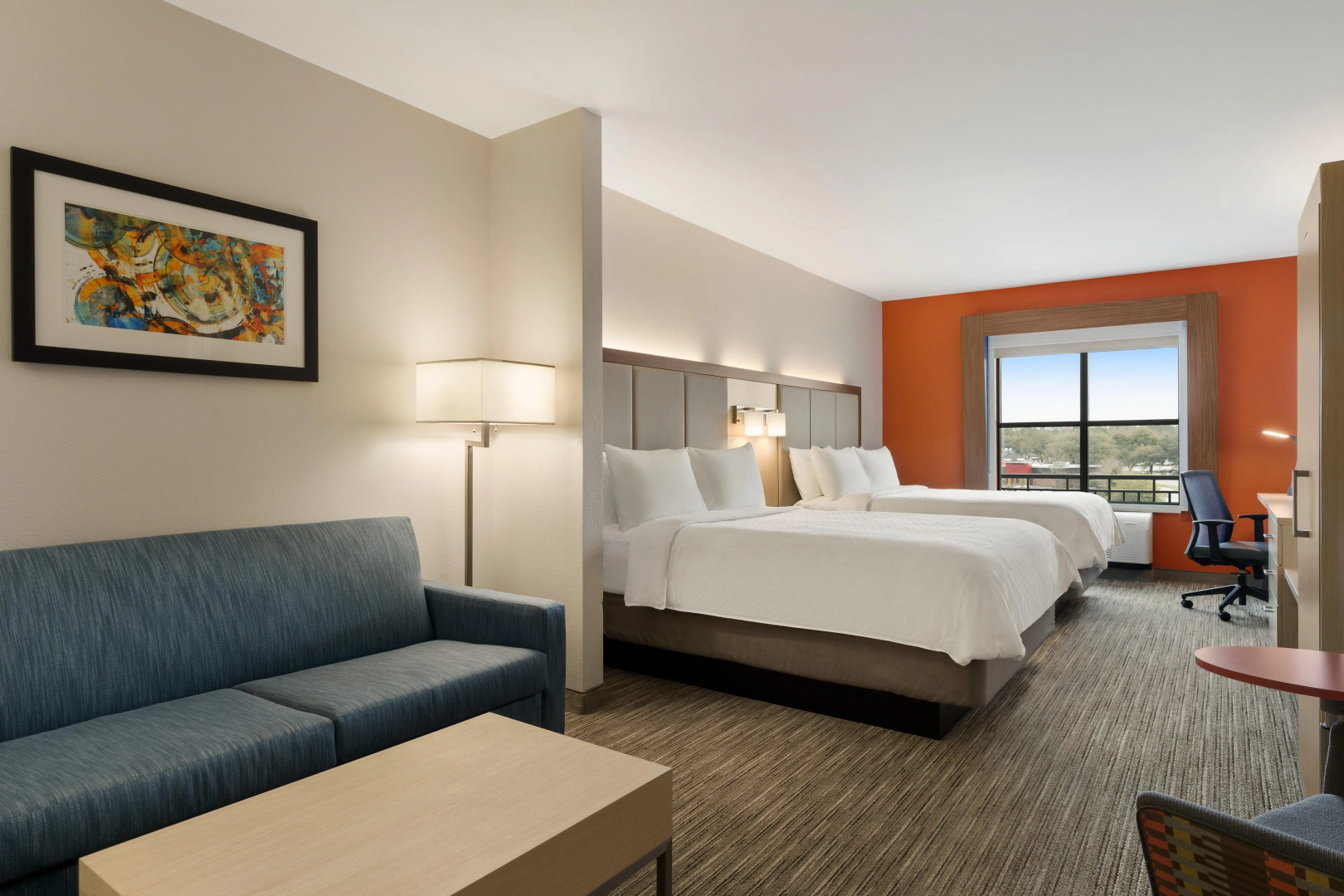 Holiday Inn Express & Suites Mt. Pleasant by IHG