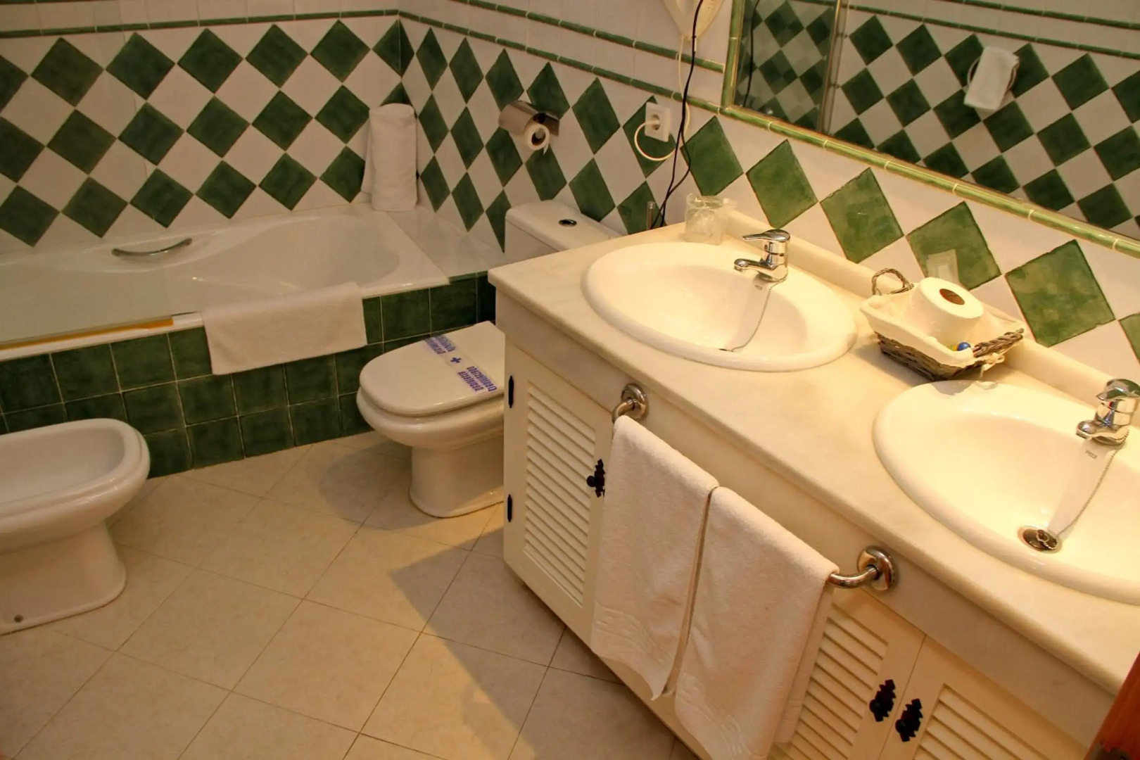 TUGASA Hotel Castillo de Castellar