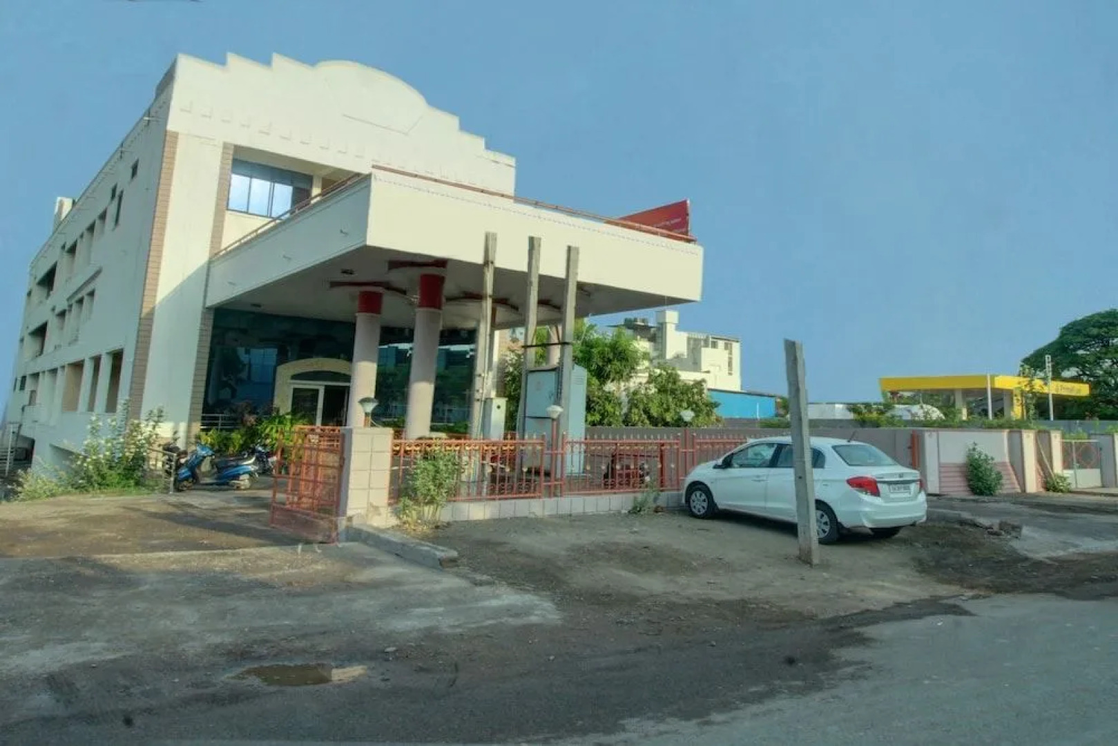 Oyo 30636 Hotel Navaratna International