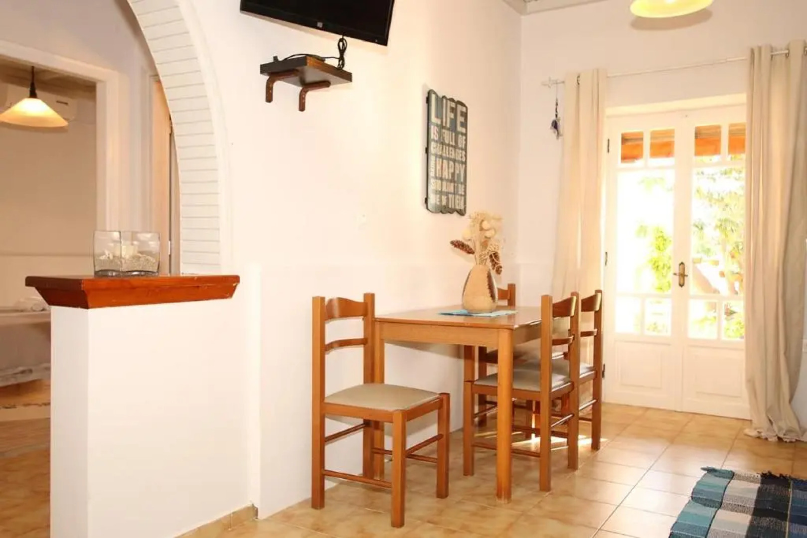 Alex Studios & Apartments