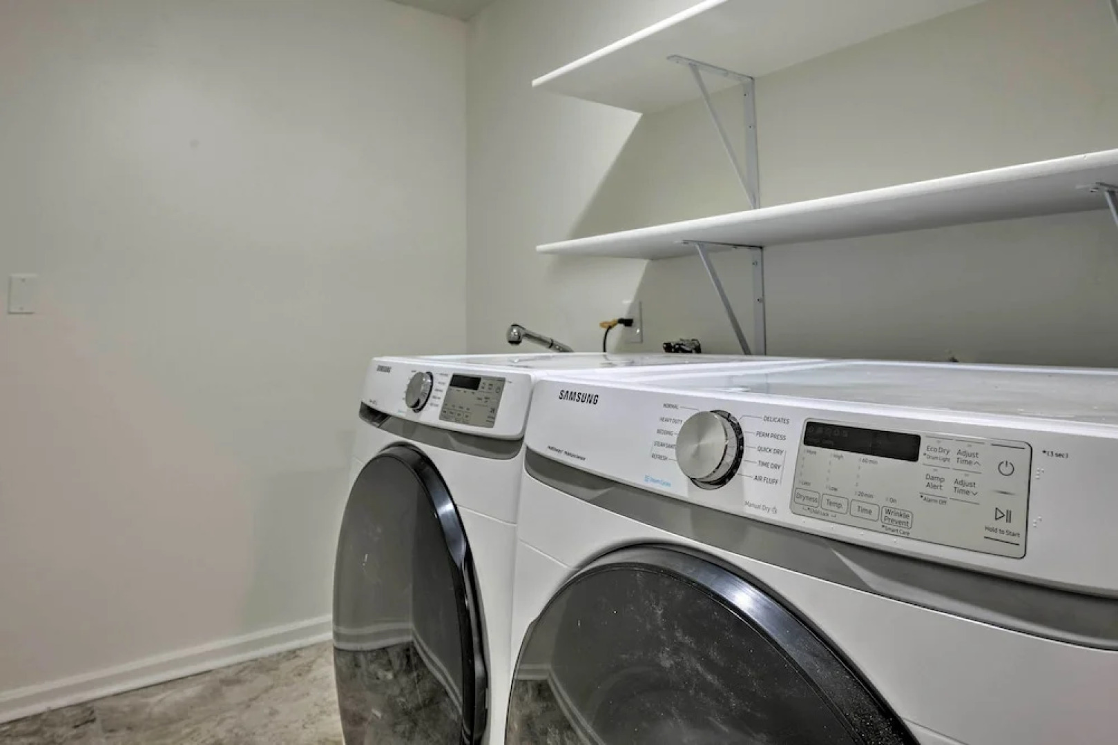 Luxe Mountain Cabin w/ Spa, 6 Mi to Park City!