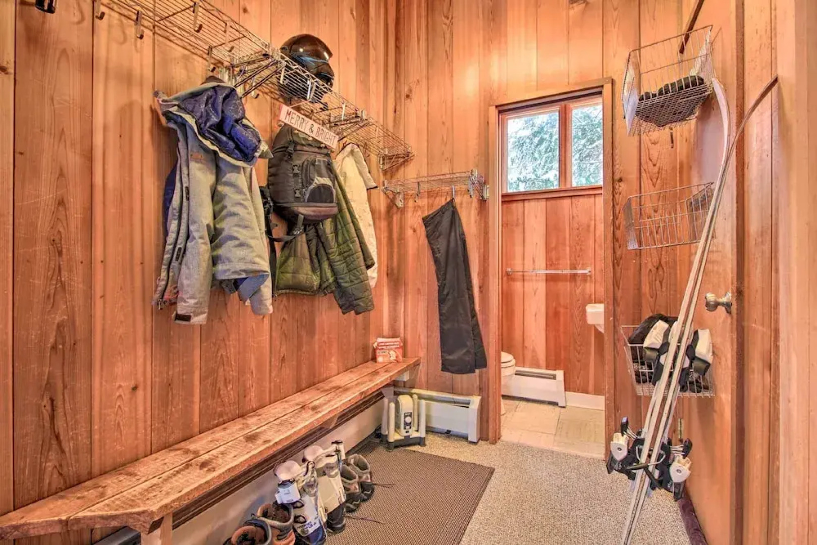 Walk to Ski Trails: Ludlow Home on Okemo Mountain!
