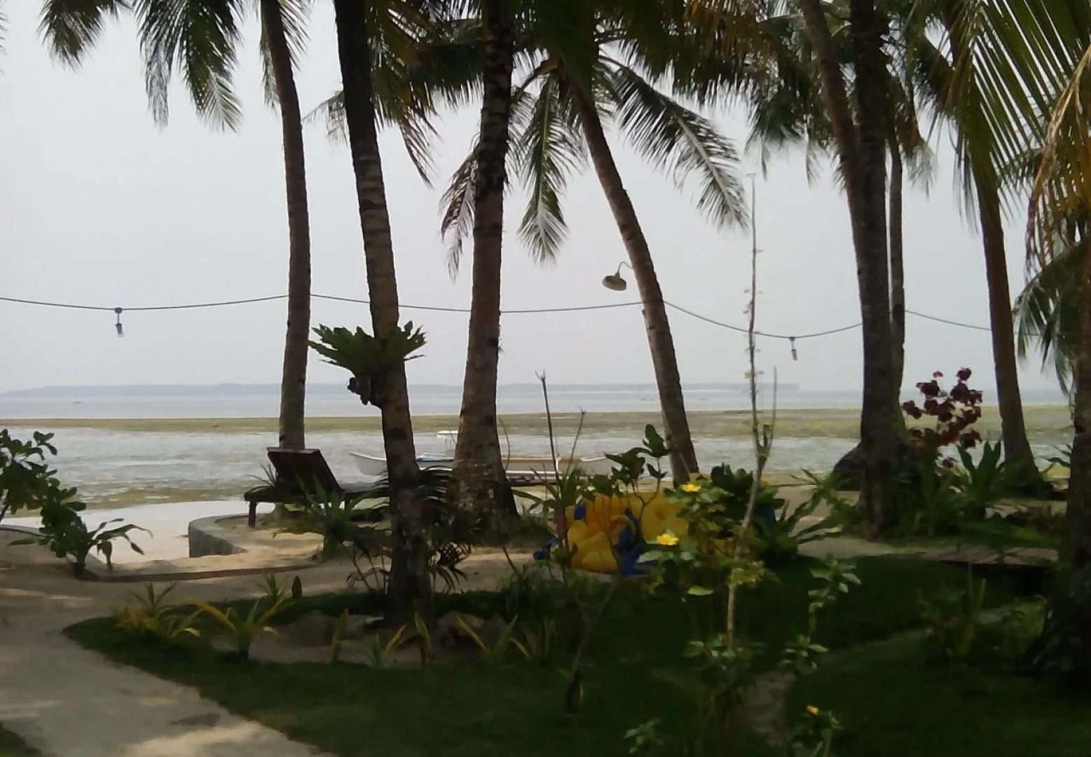 Eddie`s Beach Resort Siargao