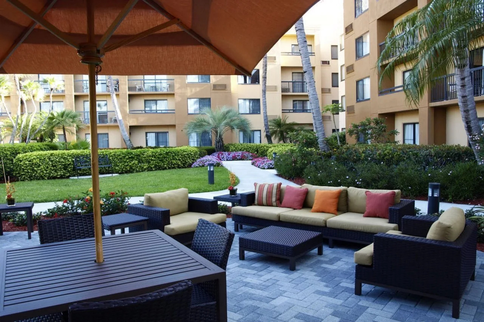 Sonesta Select Boca Raton Town Center